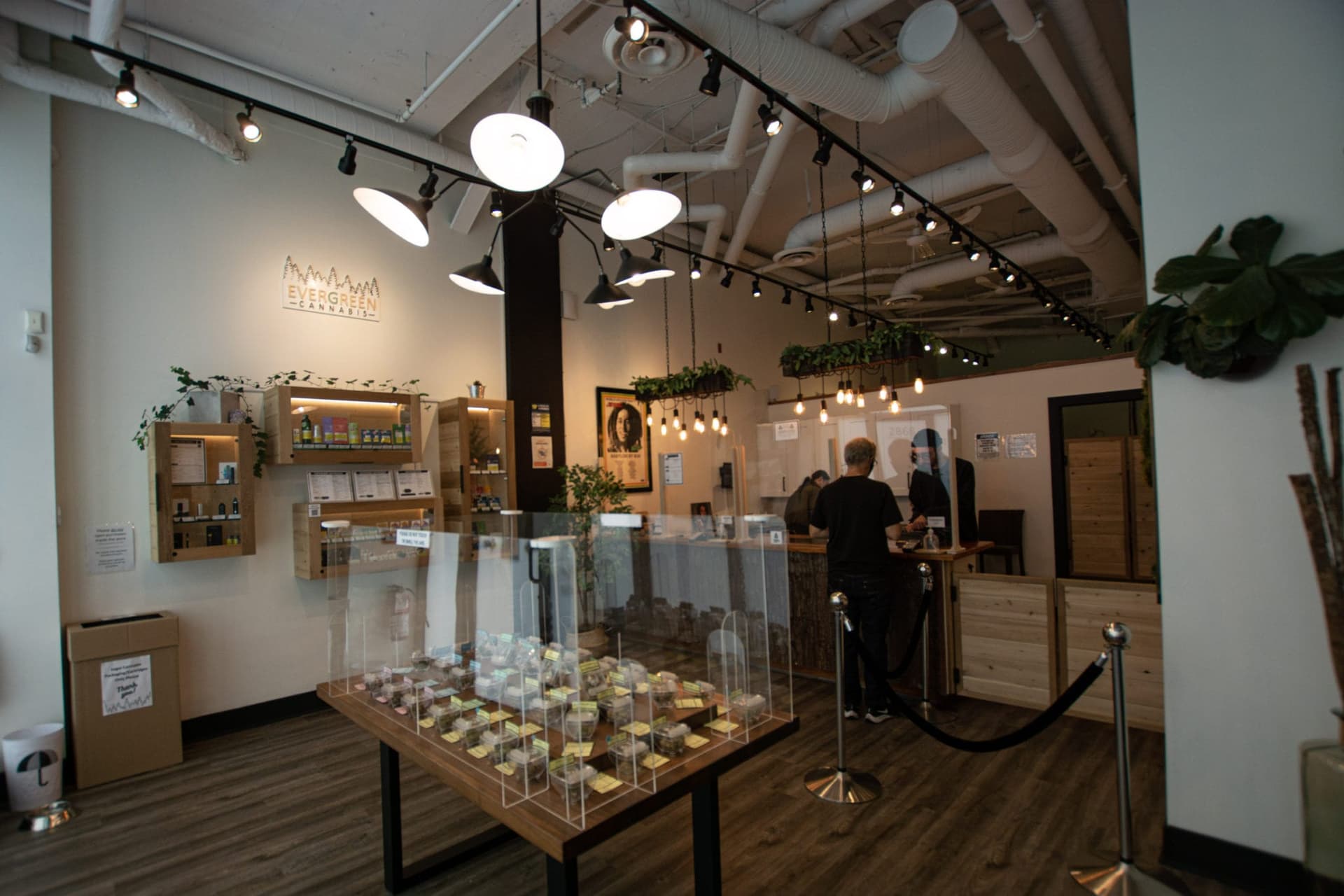 Canadian legal weed sales reach $256M in September