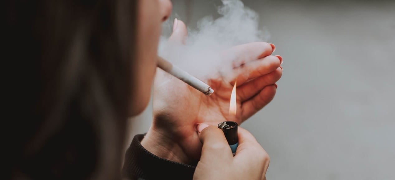 Weed smokers consume less toxins than tobacco smokers: study