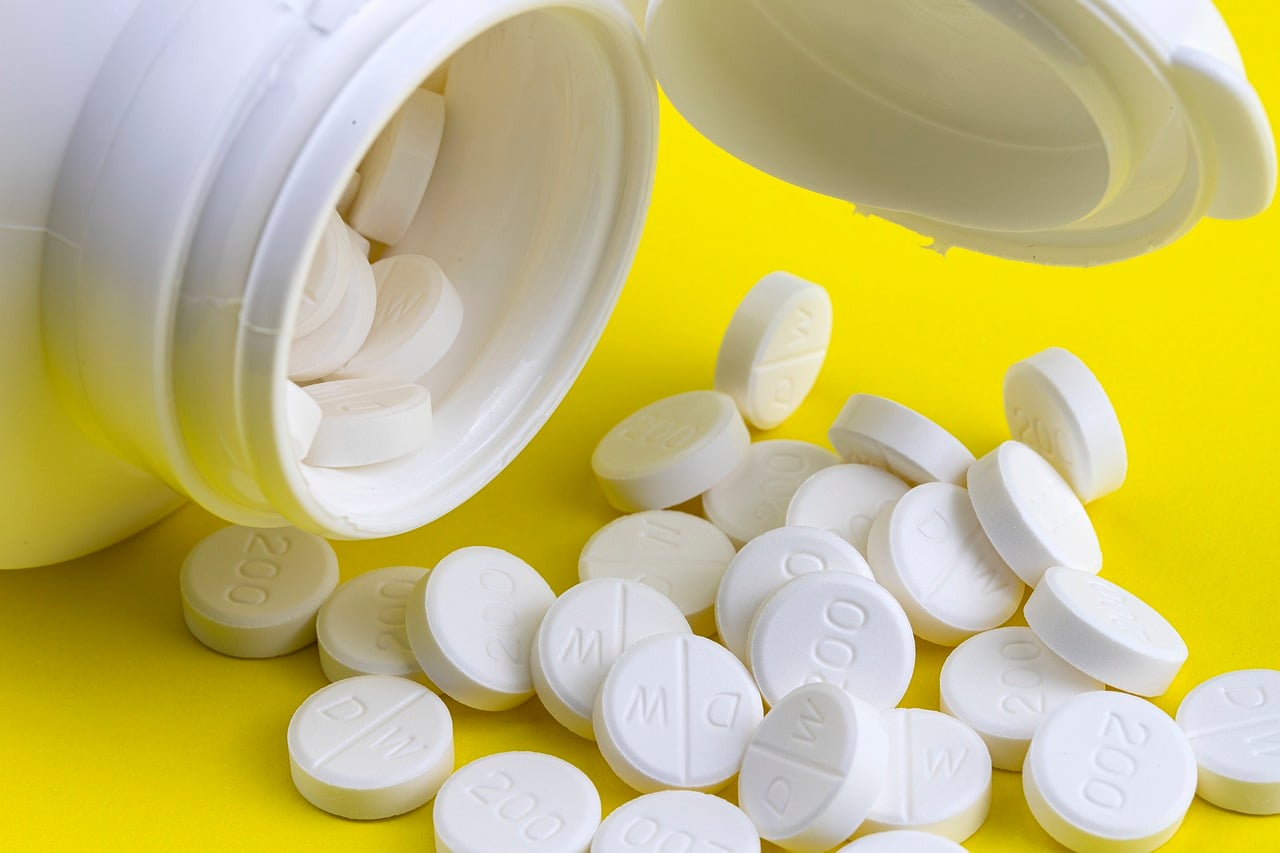 Psychedelic drugs for therapy: history, effectiveness, legal status