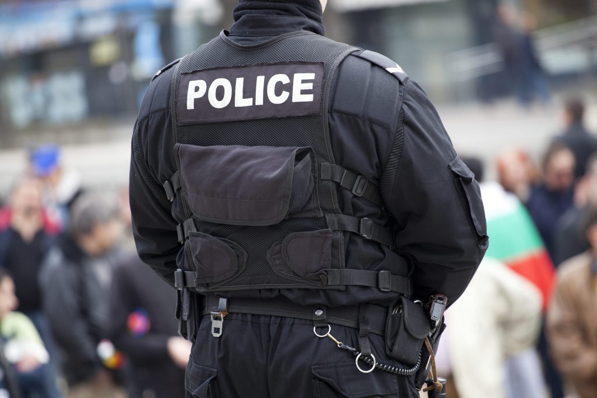 Police Clamp Down On Black Market Cannabis Across North America
