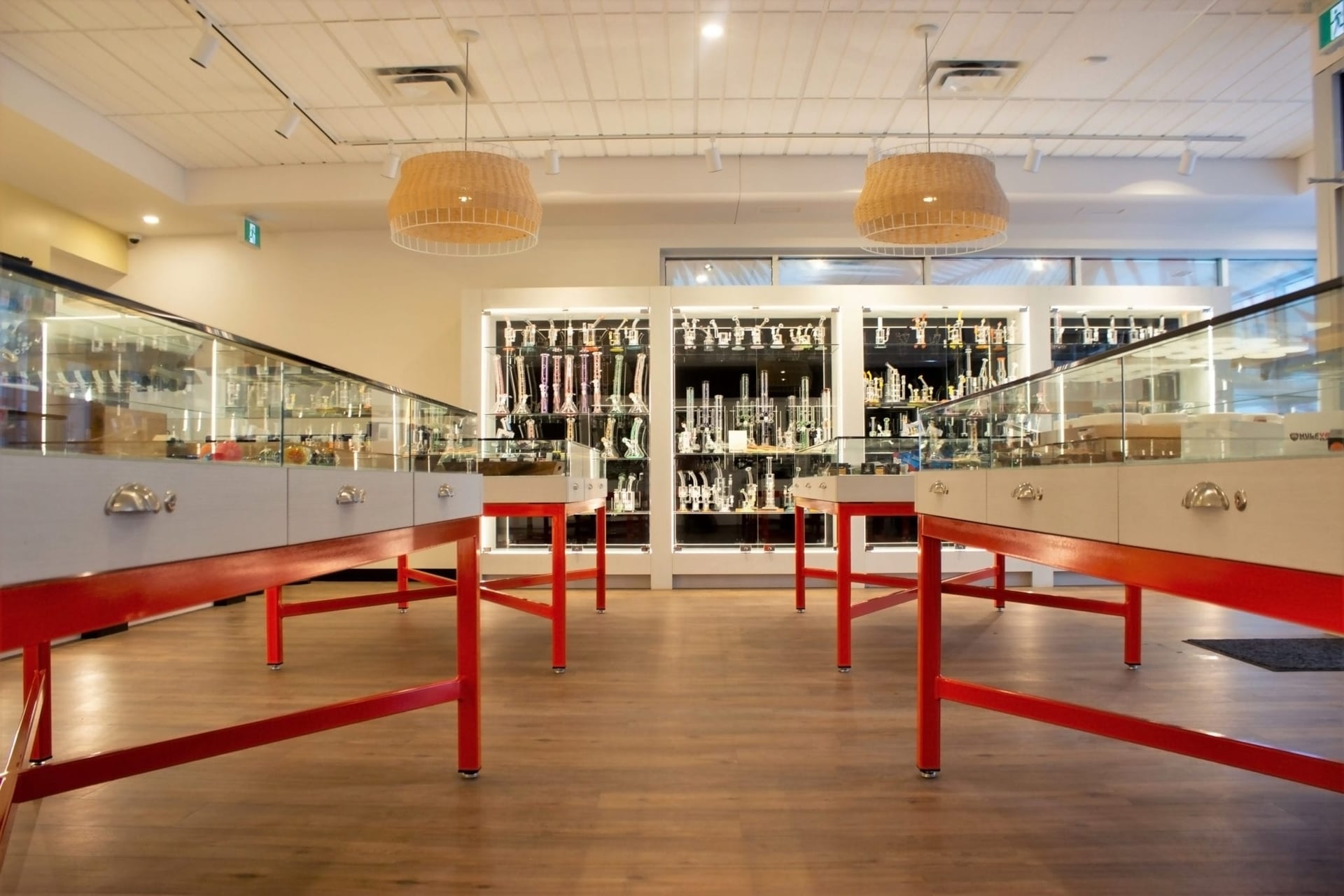 Cannabis Retailer High Tide Reaches 19 Locations in Alberta