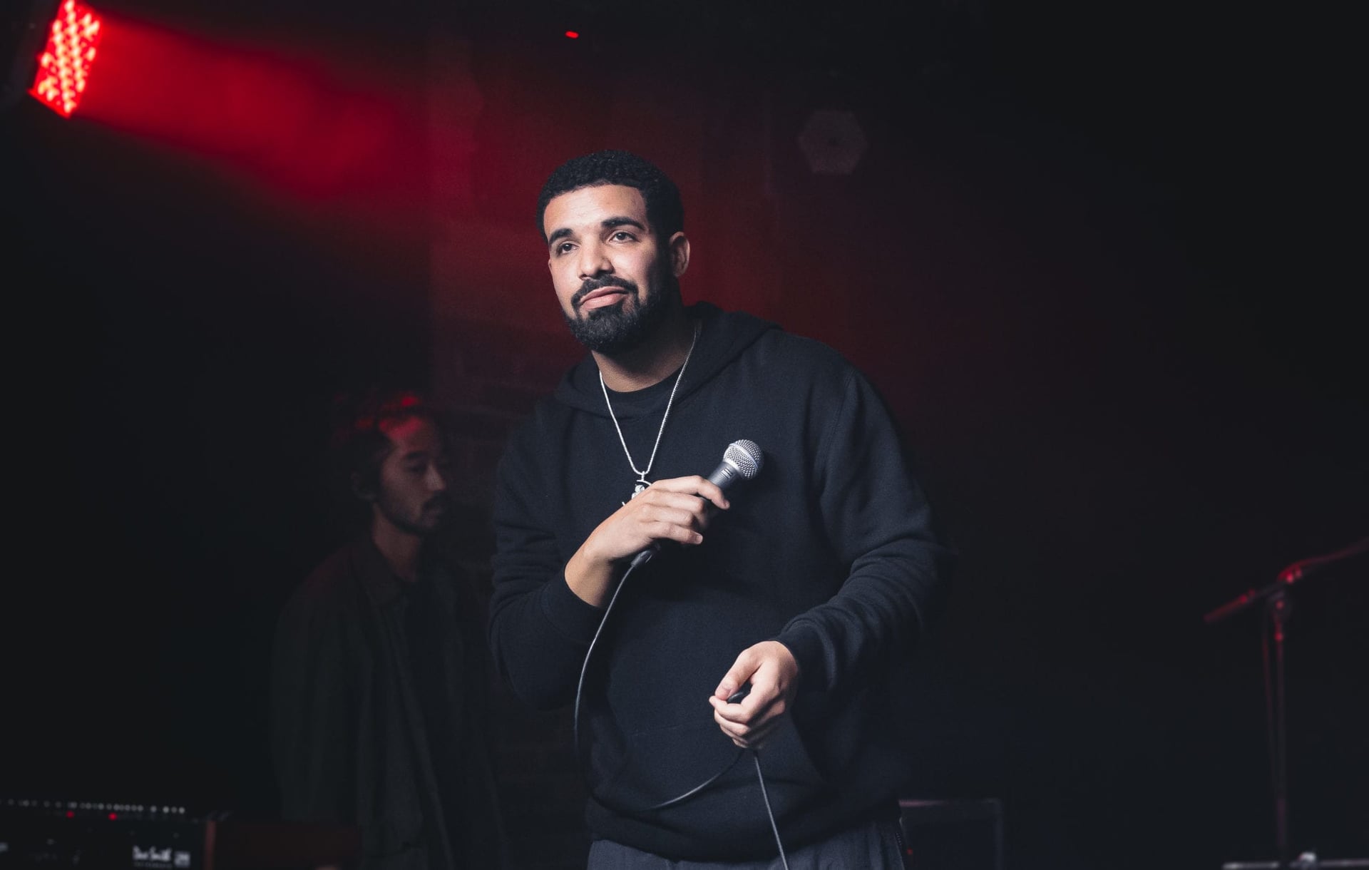 More Weed: Drake Joins Canopy’s Growing List of Celebrity Stoners