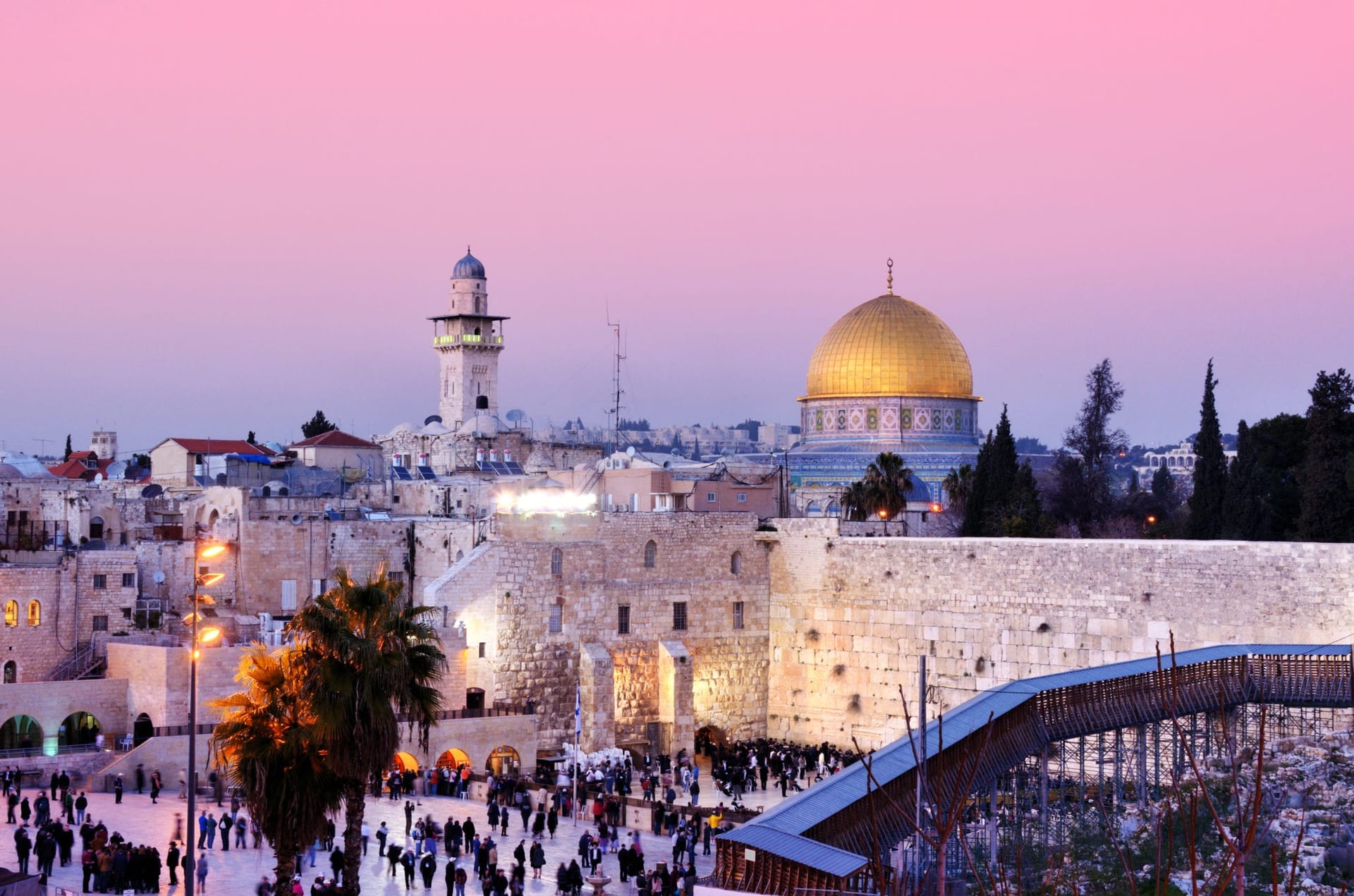 Tilray to ship 2.5 tonnes of cannabis to Israel