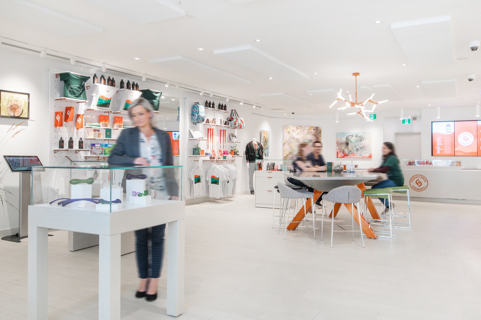 Fire & Flower will no longer cover its windows, says it promotes theft