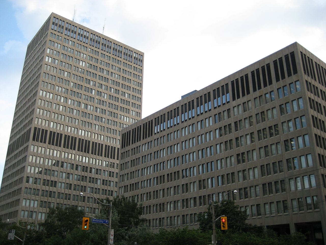 Ontario recent round of business closures includes all 52 cannabis stores