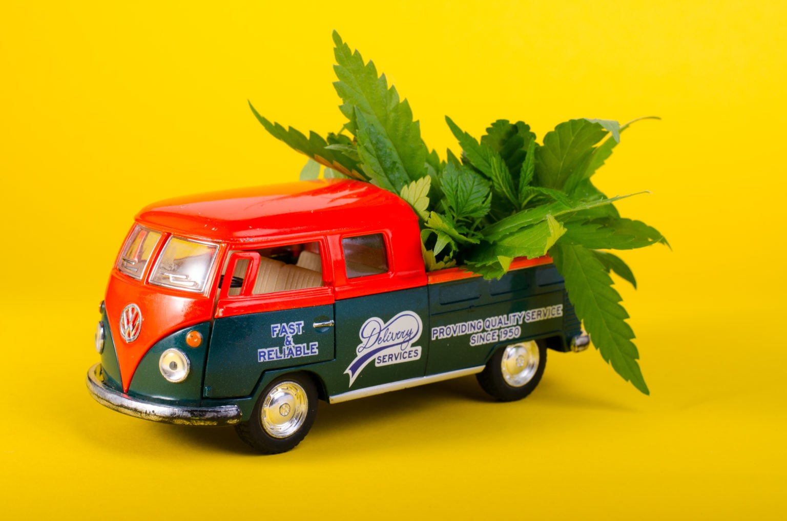 Ontario pitches permanent weed delivery and curbside pickup