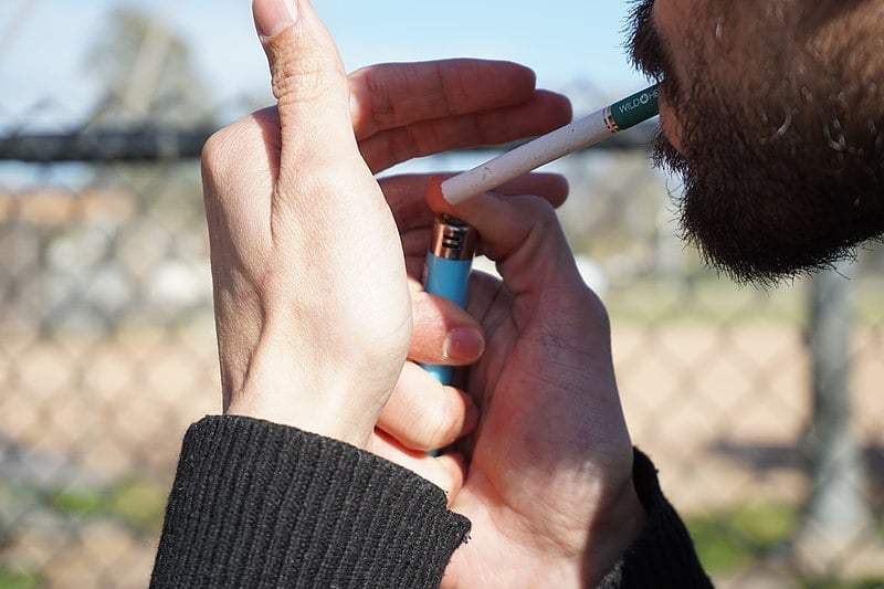 CBD cigarettes reduce patients' use of antipsychotic medicines