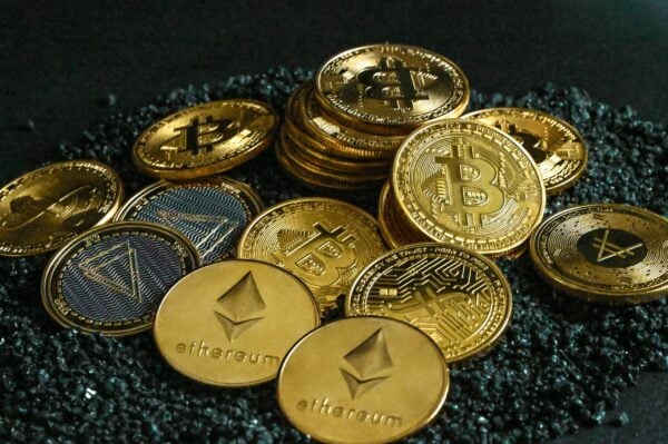 The Mugglehead technology roundup: crypto in the snow edition