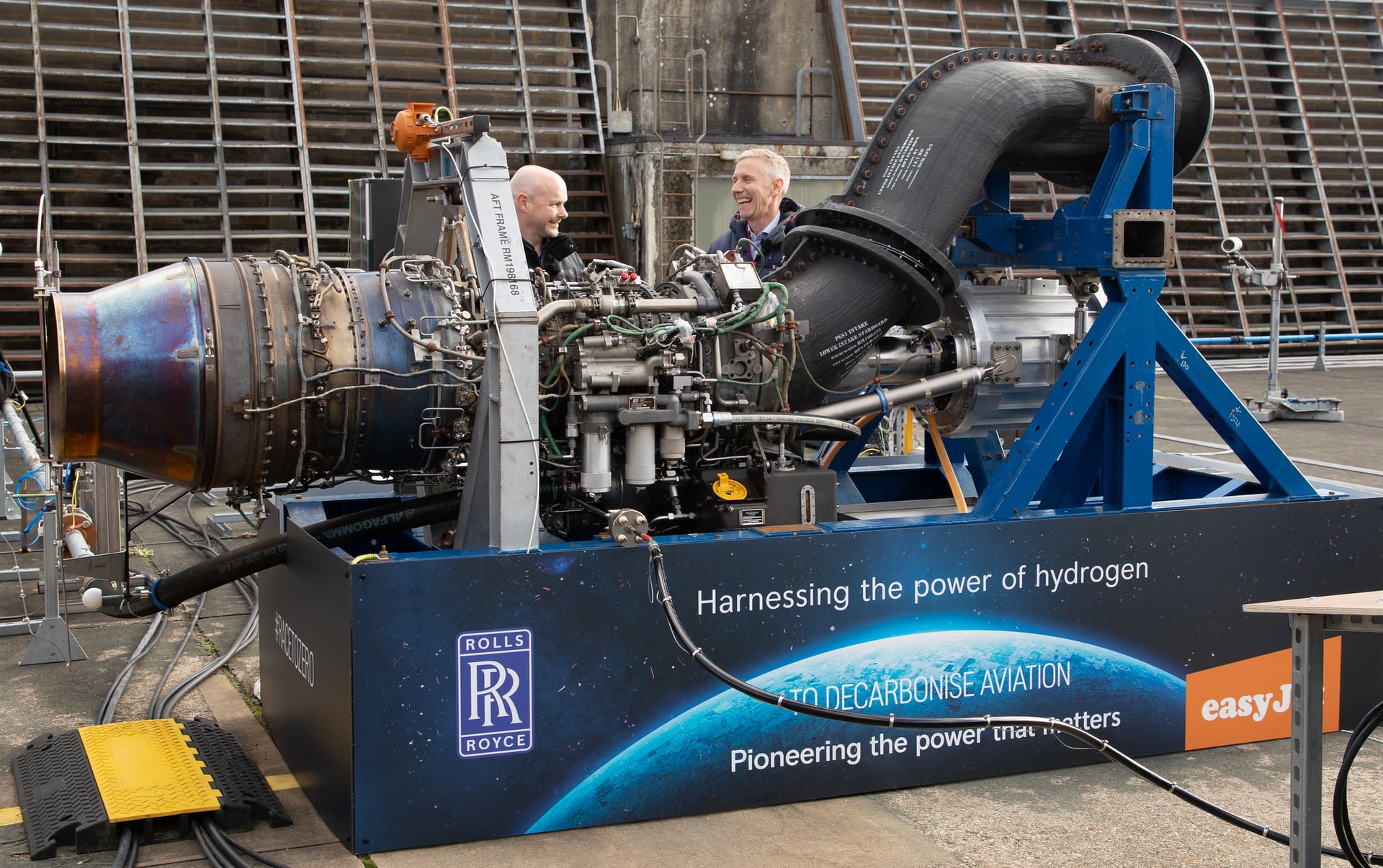Rolls-Royce and easyJet complete world's first run of a hydrogen-powered aircraft engine
