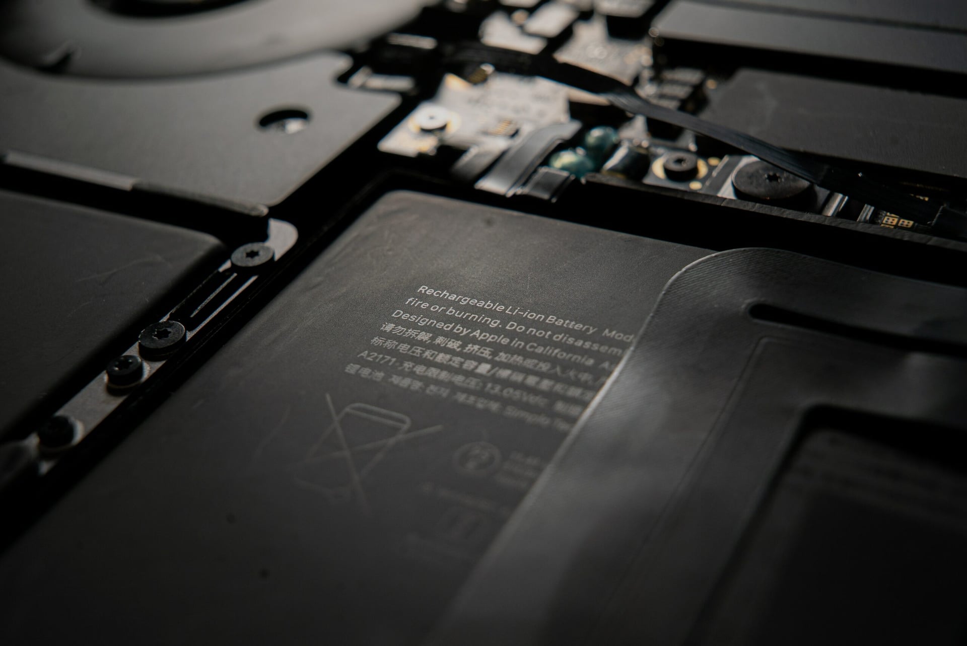 University of Sydney creates battery superior to lithium-ion