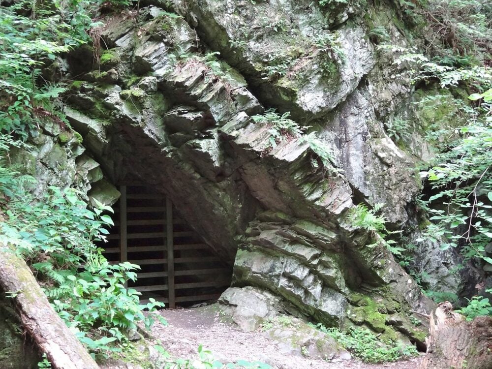 Mine reclamation loophole creates environmental risk
