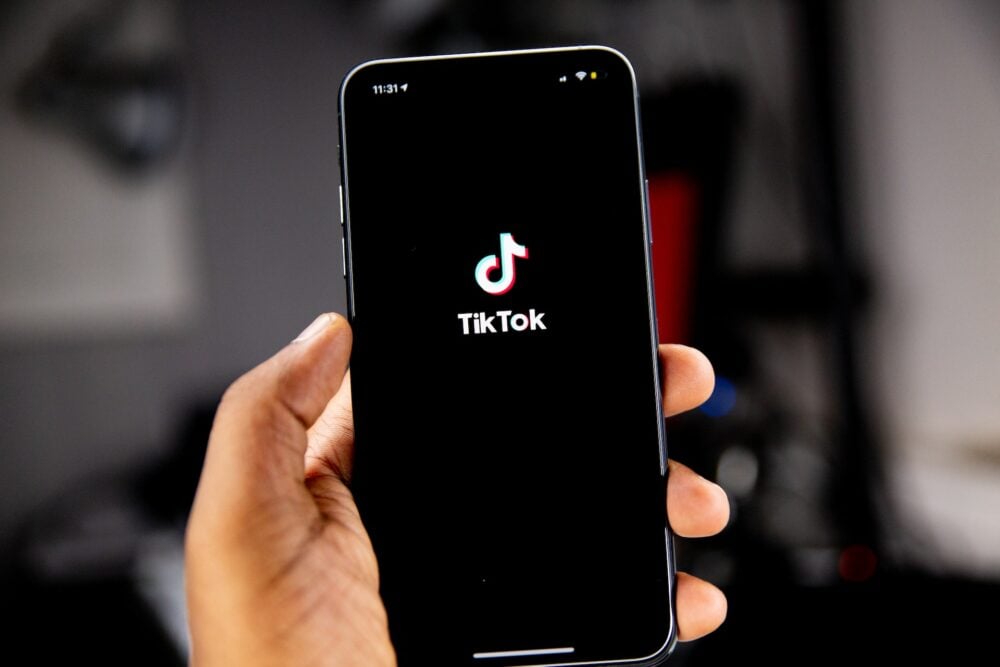 Canada bans TikTok from government devices