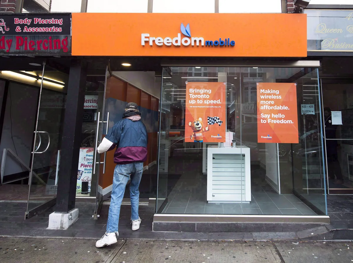 NEWSQuebecor acquires Freedom Mobile, launches fourth major wireless carrier in Canada