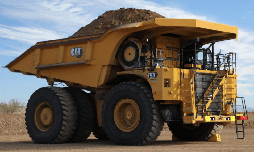 Caterpillar assists NMG to establish world's first 100% electric open pit mine in Quebec
