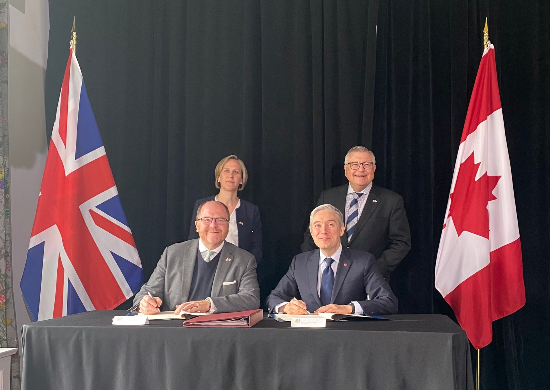 Canada and U.K. partner for $32M biomanufacturing program and quantum science research
