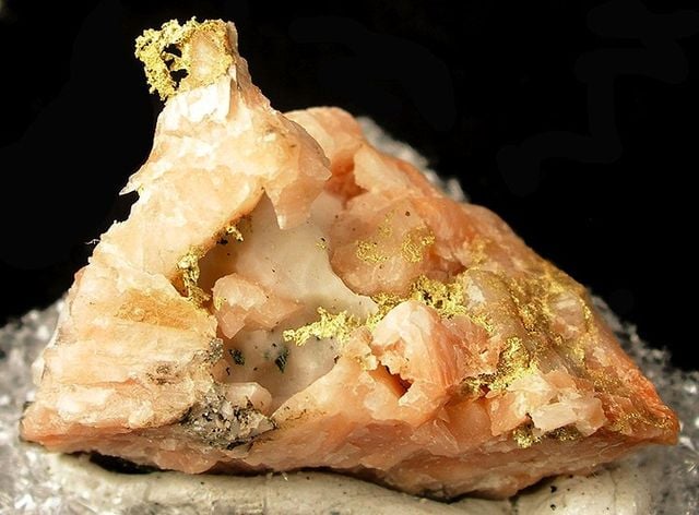 Gold Hunter Resources acquires Newfoundland properties, joins local mining association