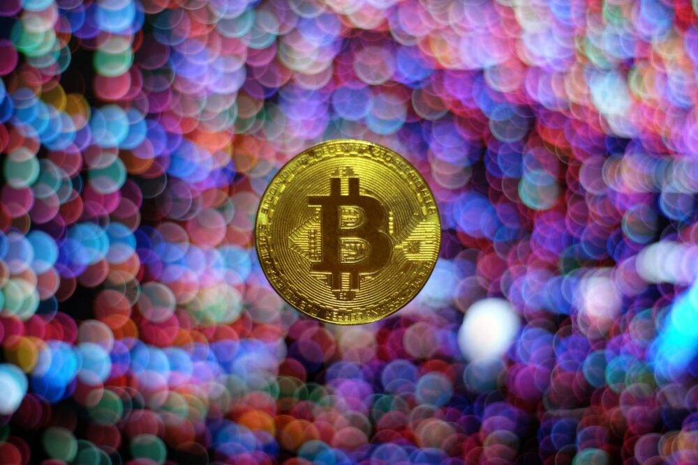 Coinbase expands into Canada with new offerings