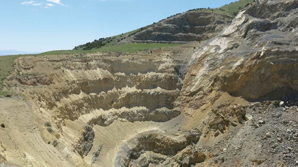 Liberty Gold successfully negotiates reduced NSR for Black Pine Project in Idaho