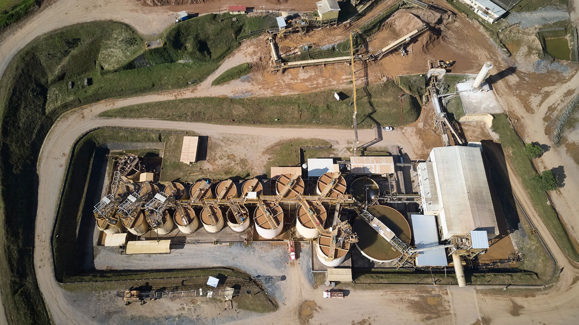 Calibre Mining intercepts high-grade gold below Jabali mine, identifies 3 new gold targets