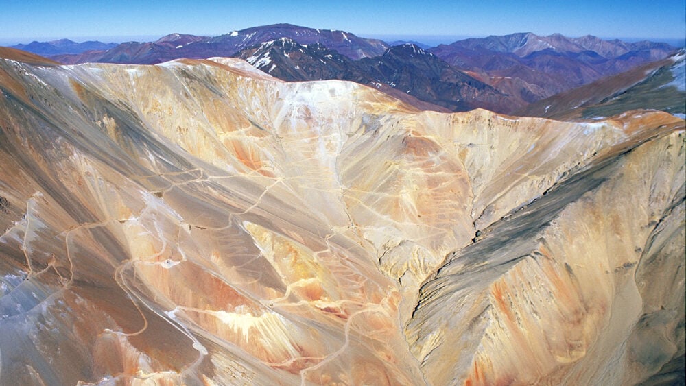Franco-Nevada shows strong financial position despite Q3 revenue decline