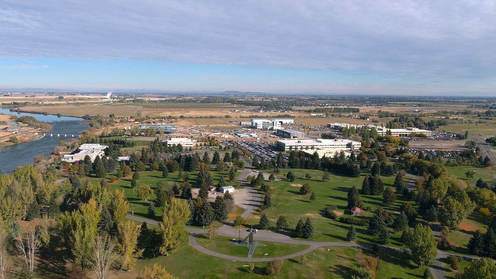 'Gay furry hackers' hack into nuclear power labs network to ransom employee records