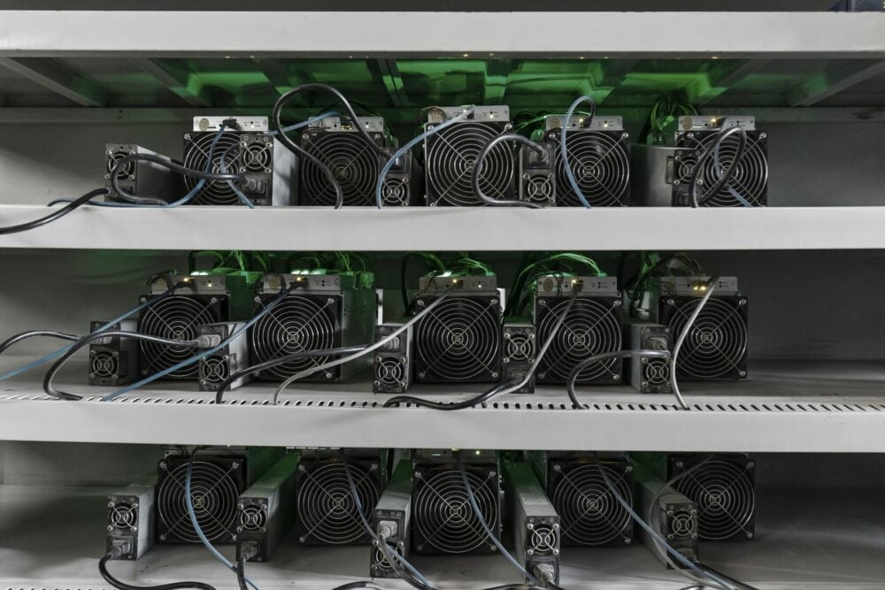 Illegal Bitcoin miners steal USD$2.4 million of electricity in Taiwan