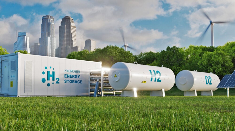 Renewable energy firm invests $4B in 'green' hydrogen plant in Quebec