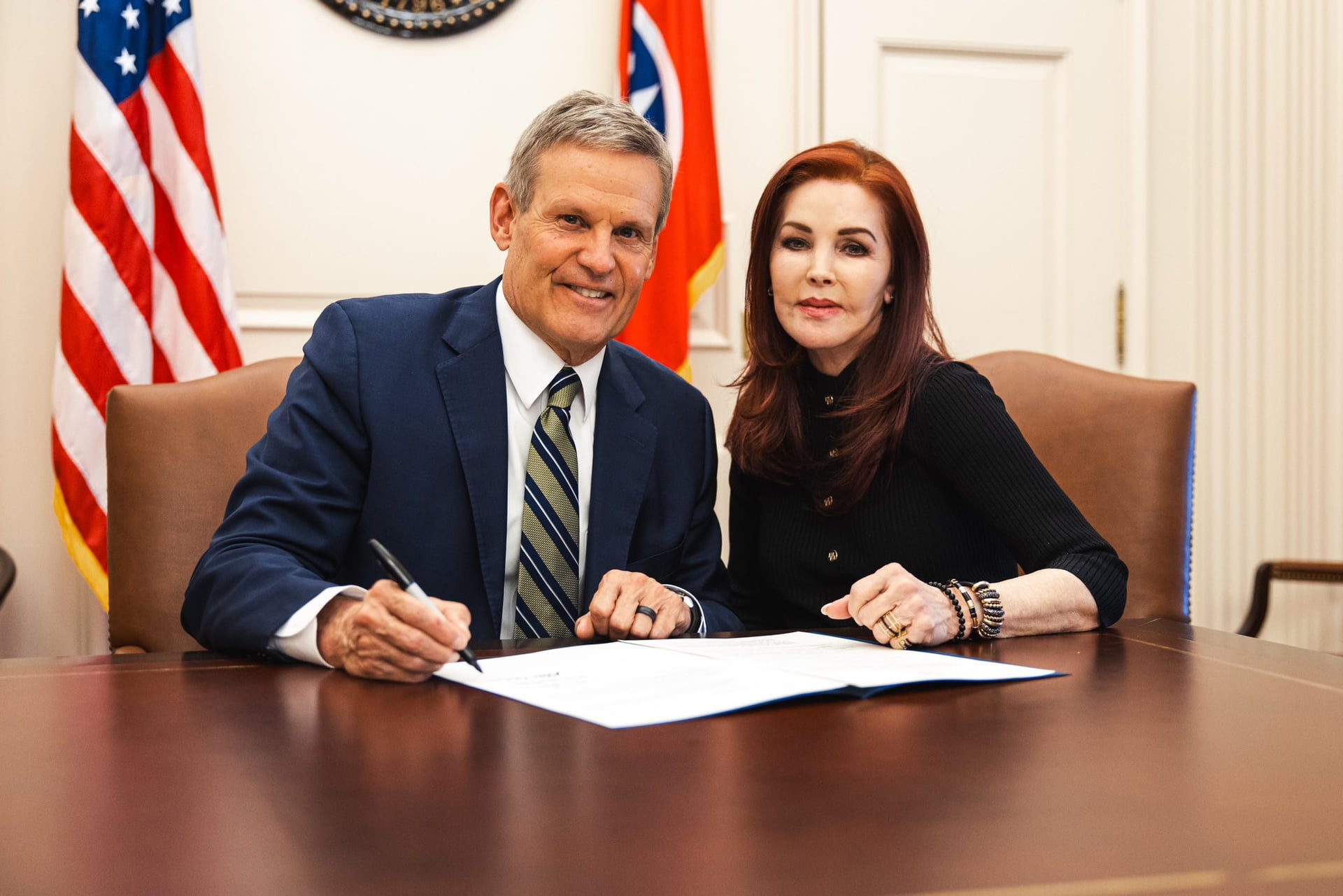 Tennessee becomes first state to enact laws protecting musicians from AI