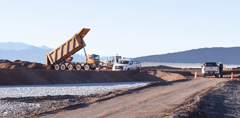 POSCO leader visits Argentine economy minister in Buenos Aires to strengthen lithium ties