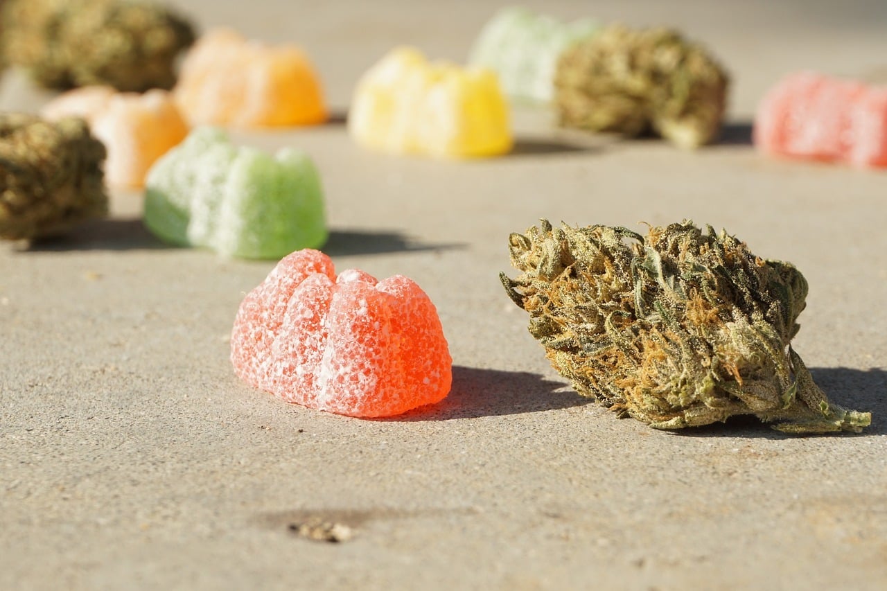 cannabis 6558927_1280