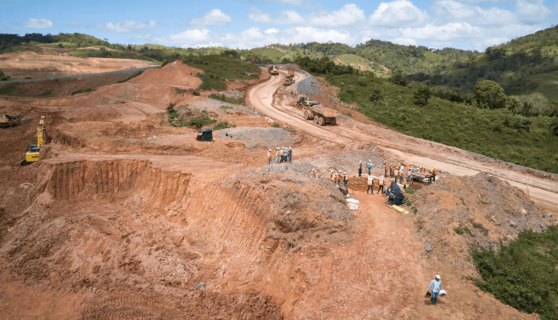 Calibre makes first ore shipment from Volcan pit to Libertad Mill