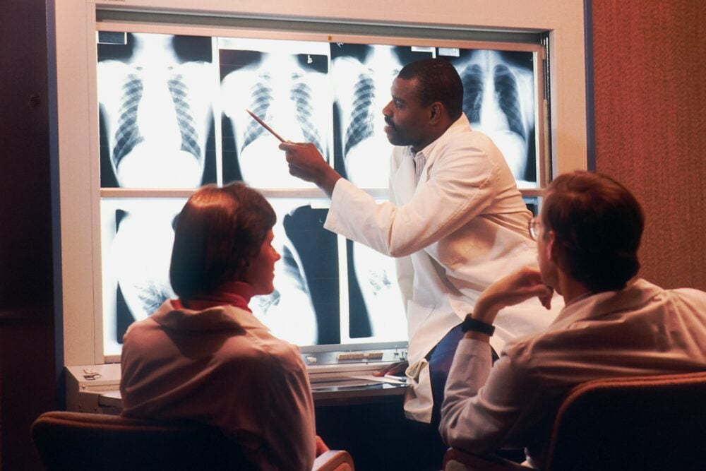 Microsoft and AI company join forces to build cancer diagnosis platform