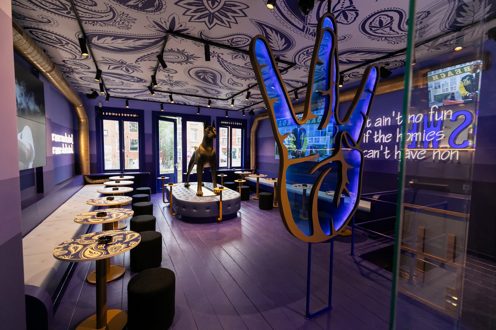 Snoop opens up Amsterdam coffee shop and LA ganja dispensary