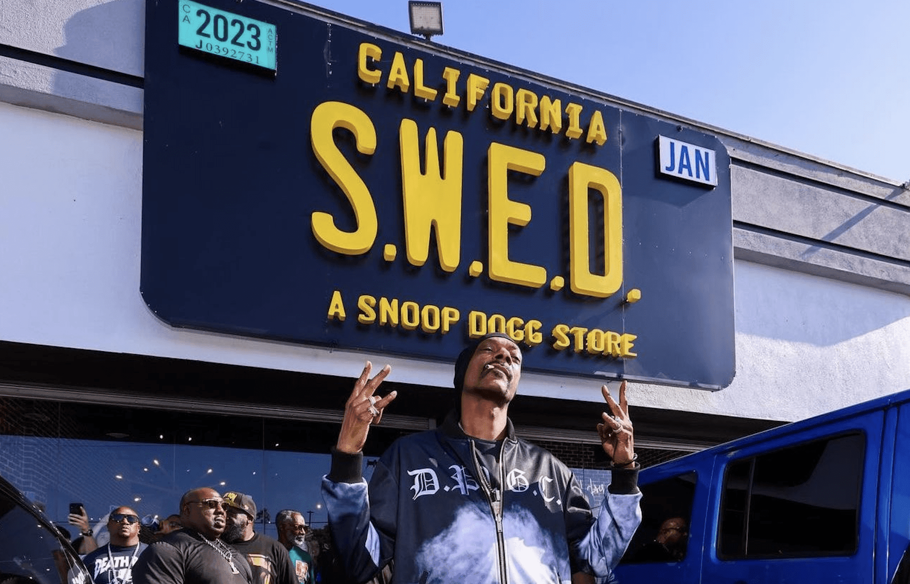 Snoop opens up Amsterdam coffee shop and LA ganja dispensary