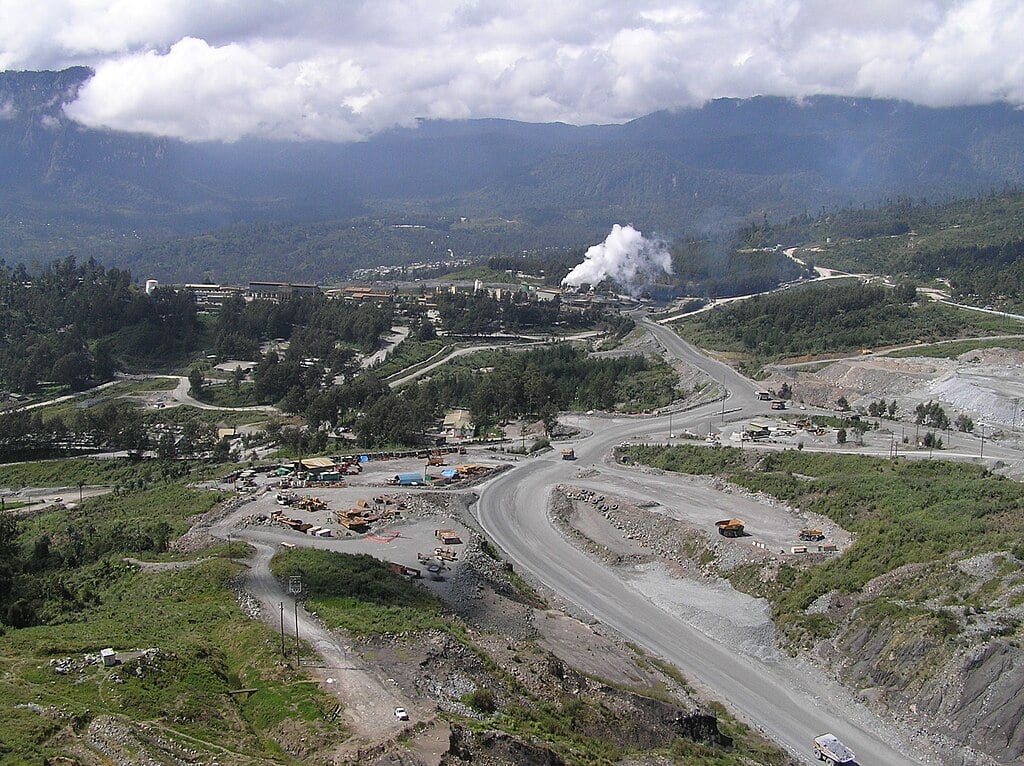 Violence erupts at Barrick Gold's Porgera Mine in Papua New Guinea