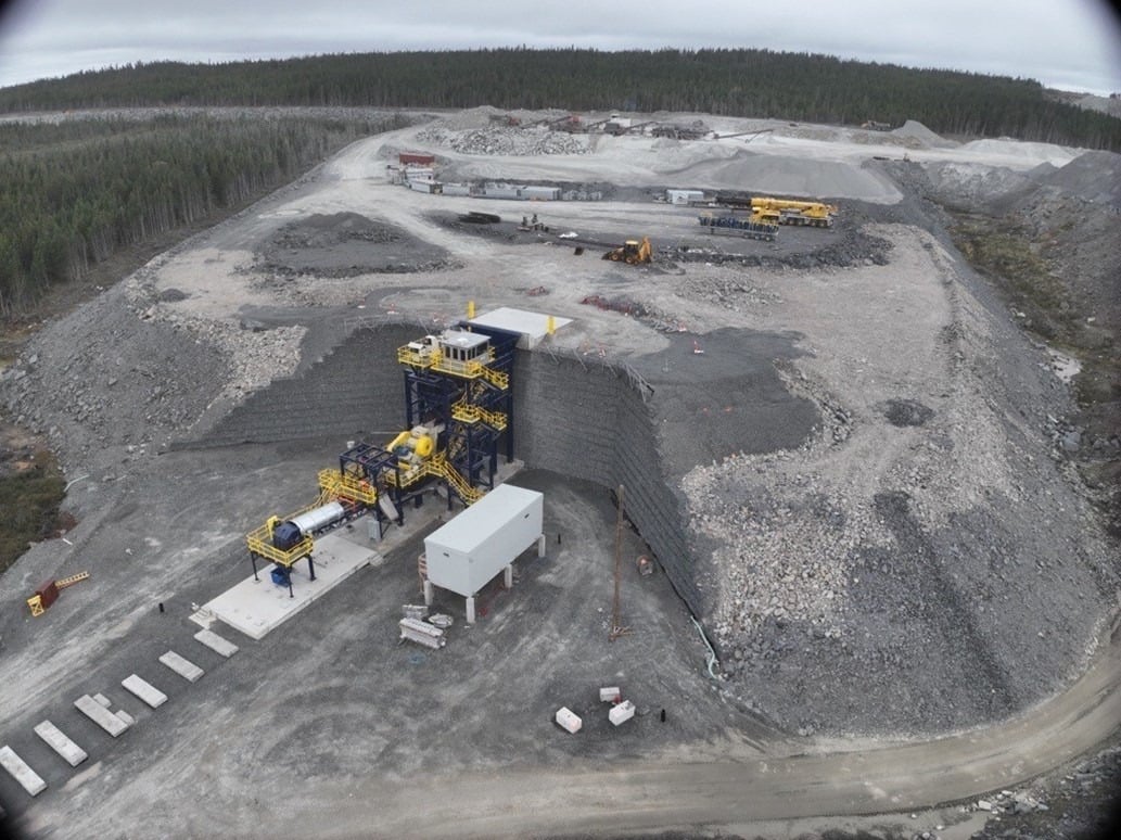Mid-tier gold producer reconsiders production guidance after Q3 setbacks