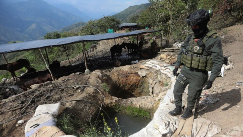 China's Zijin Mining Battles Colombian Cartels Over Gold Mine Access