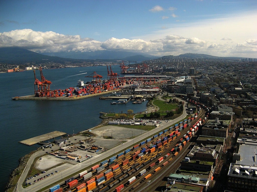 Labour lockdown will lead to shipping backlogs in time for Christmas