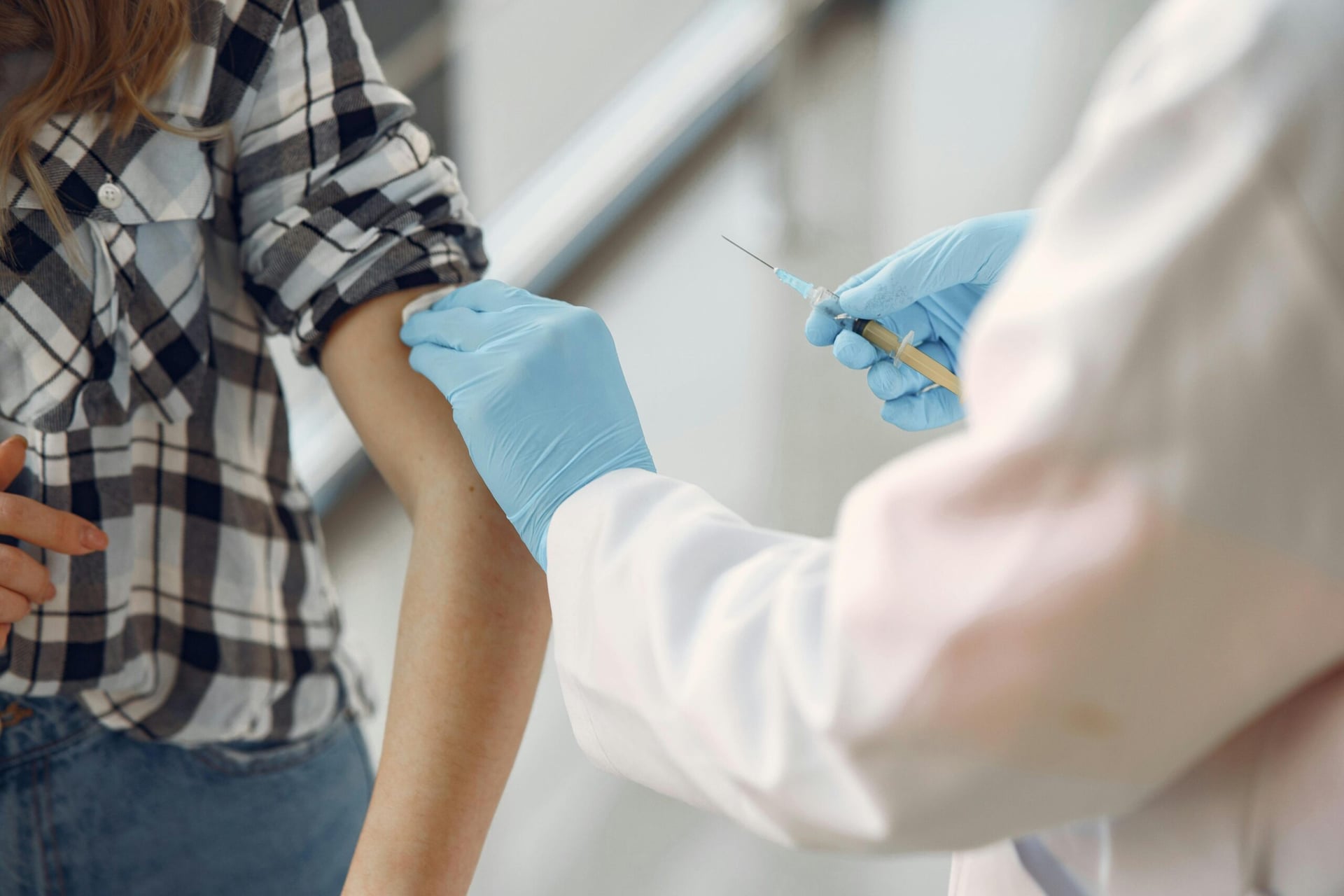 Russia develops mRNA cancer vaccine for citizens, certain scientists skeptical
