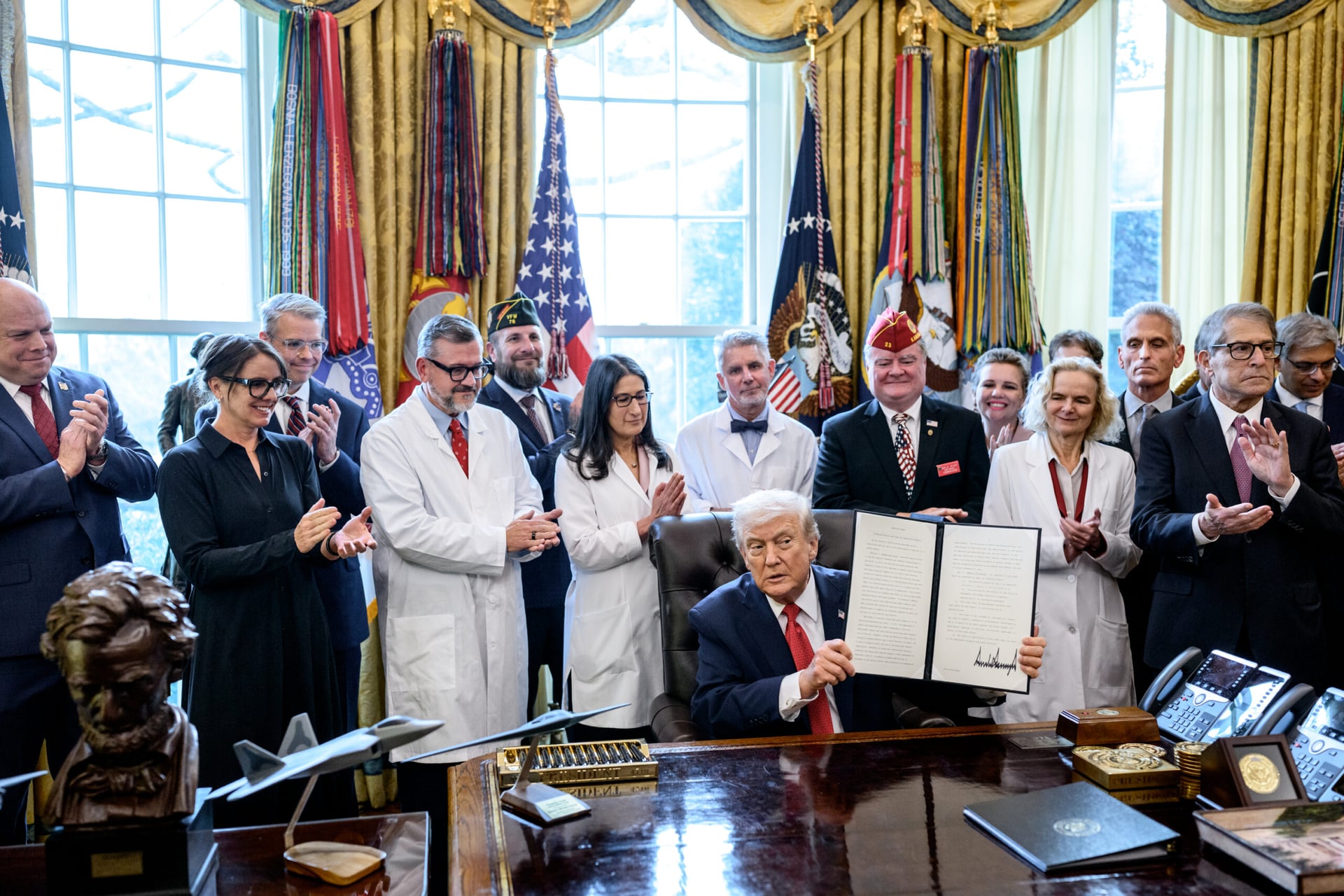 Trump signs long-awaited executive order to reschedule cannabis