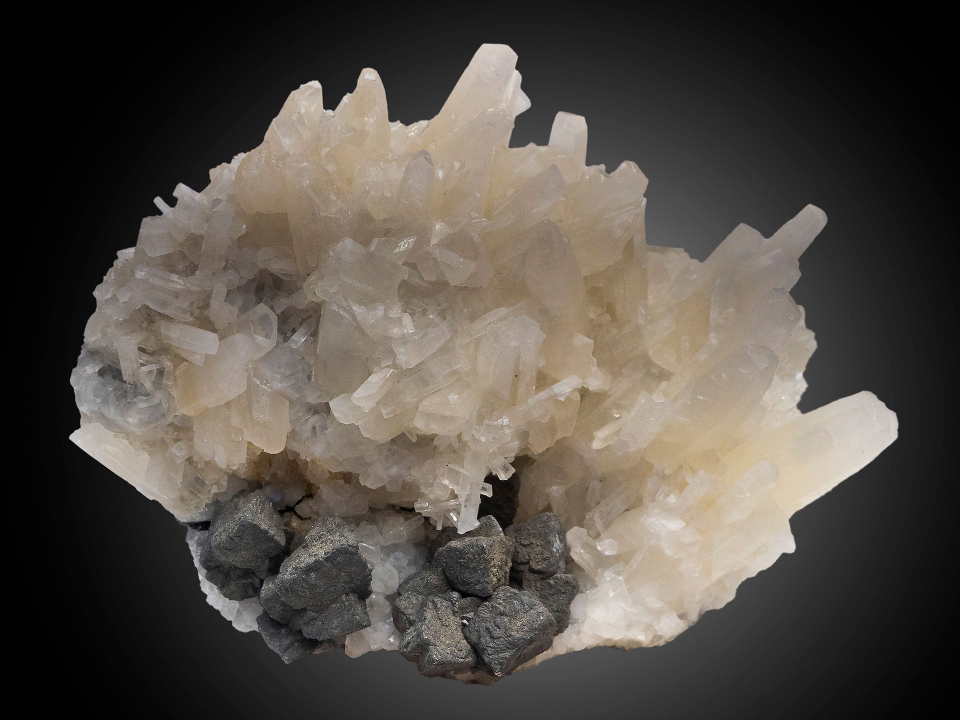 Maxus Mining intercepts high grade antimony mineralization at surface