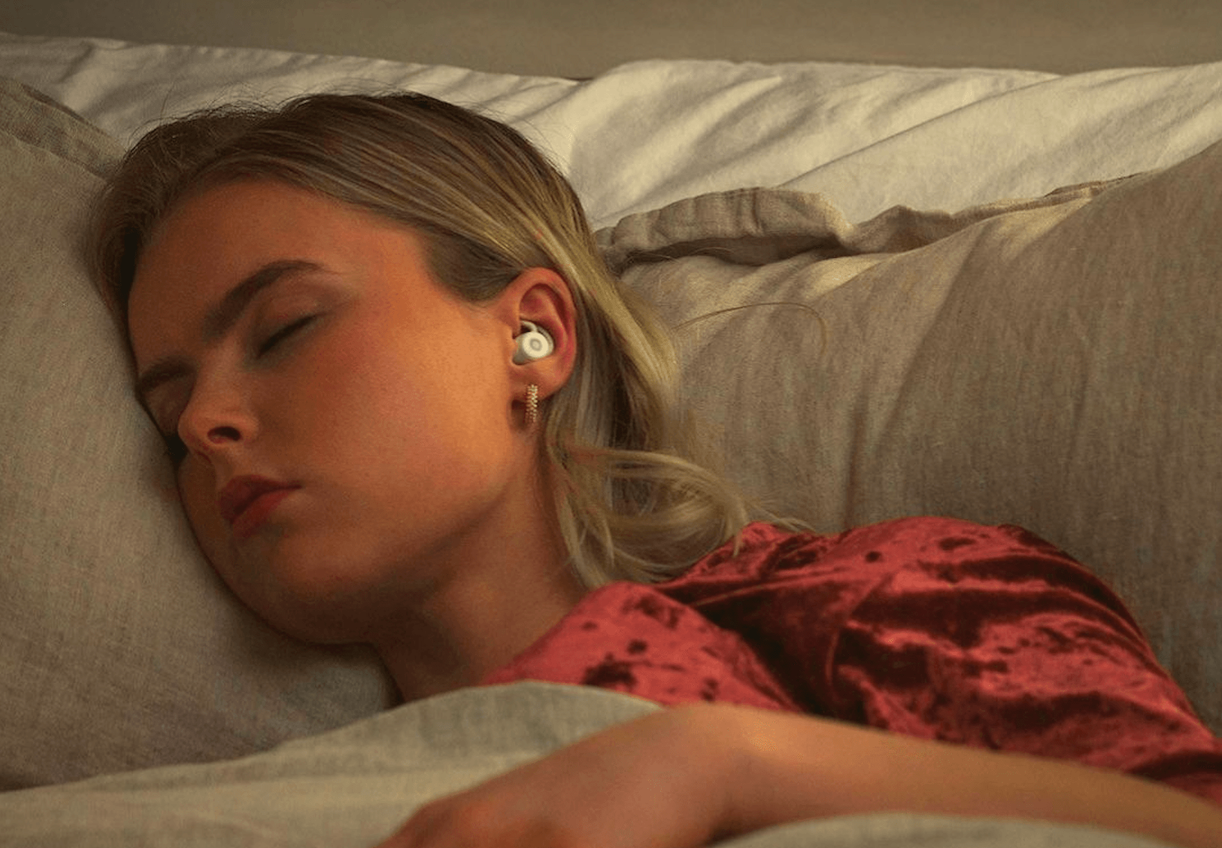 Ozlo enhances earbud capabilities by acquiring Irish neurotech company Segotia