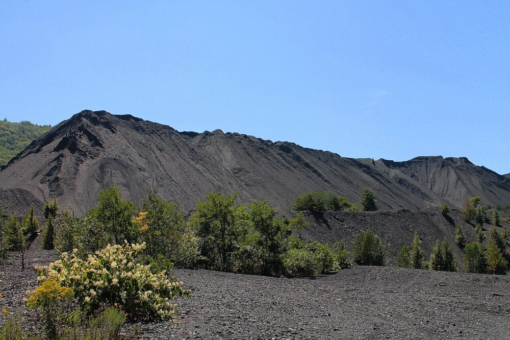 Rare earth breakthrough targets massive U.S. coal waste stockpiles