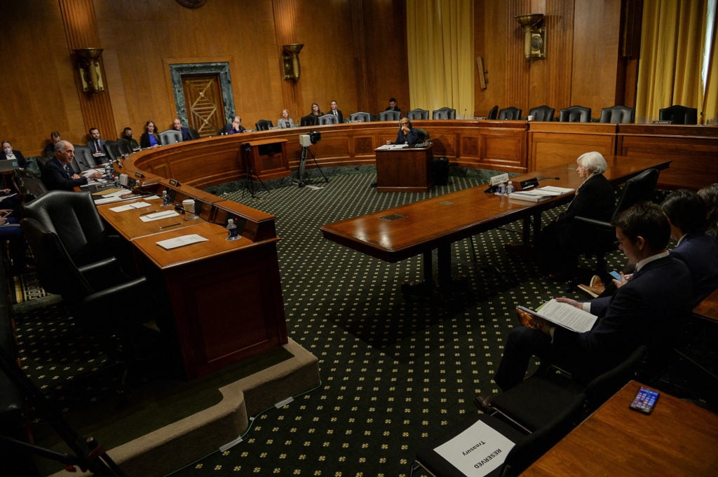 U.S. lawmakers clash over stablecoins, CBDCs and ethics in crypto bill fight