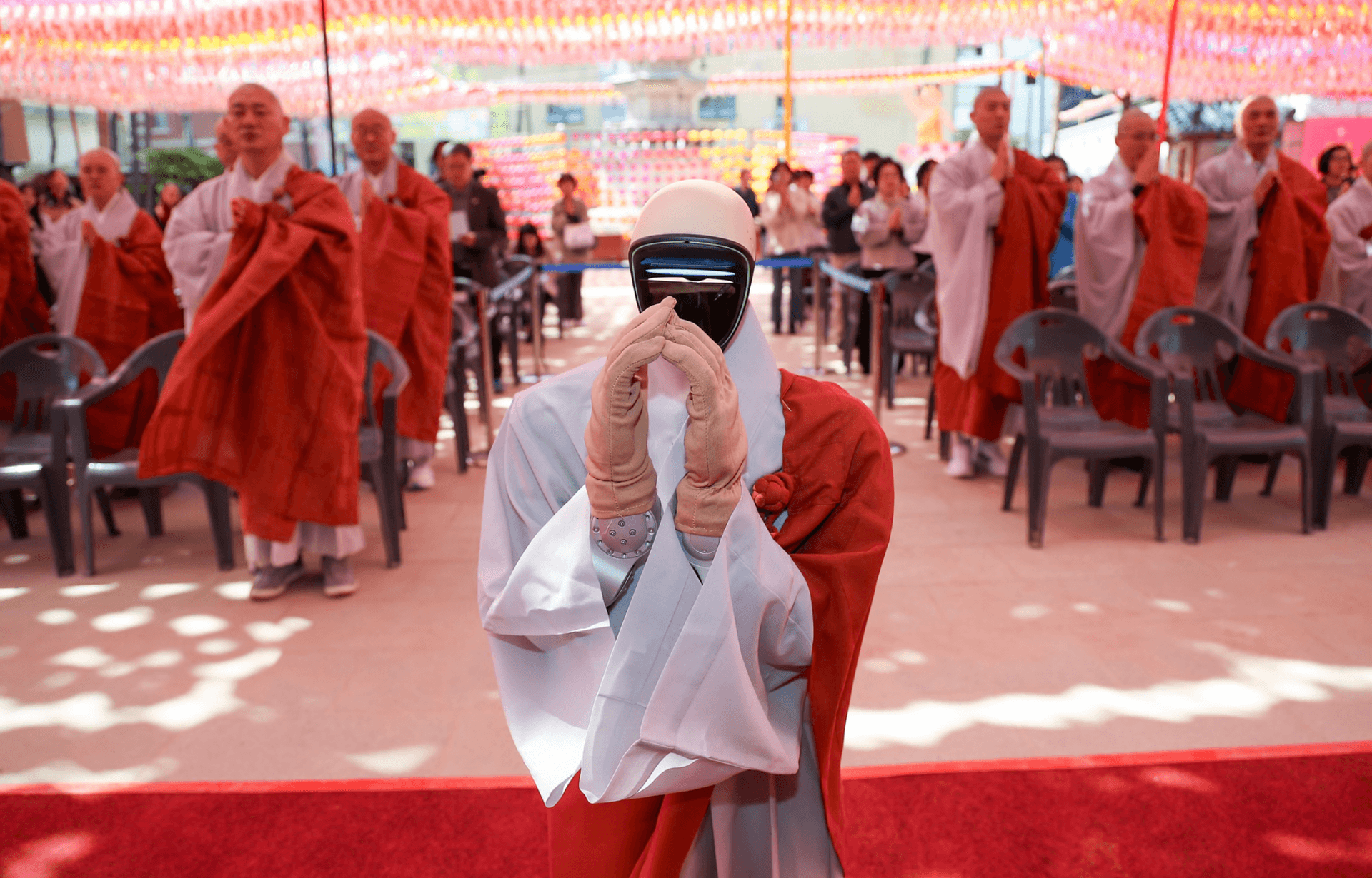 Unitree humanoid becomes Buddhist monk at South Korean temple