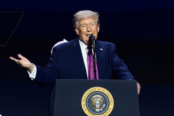 Court filing says Trump administration targeted clean-energy grants in Democratic states