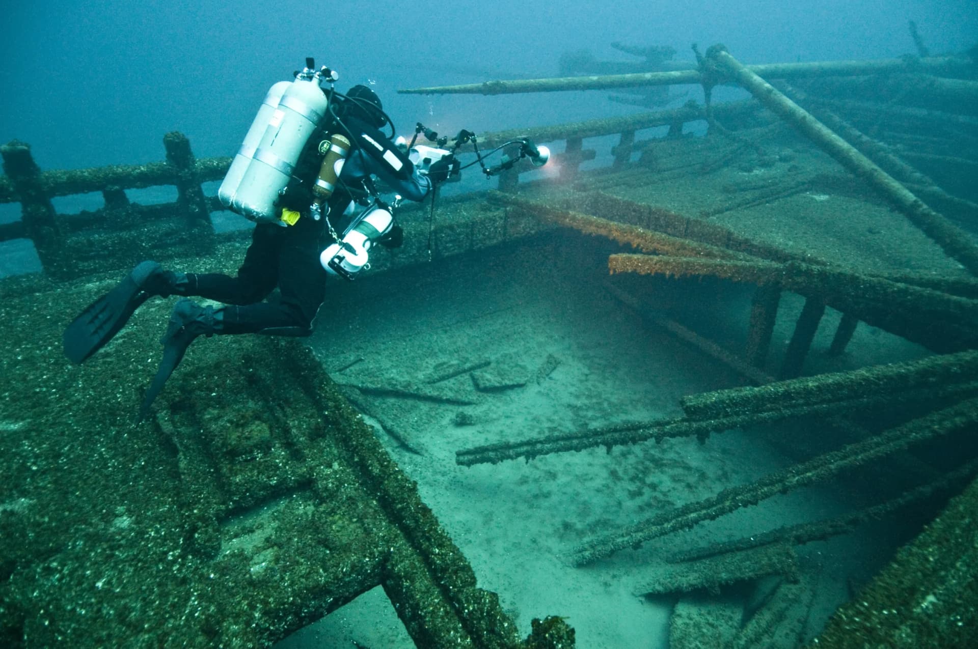 Florida divers recover rare silver bar from shipwreck site