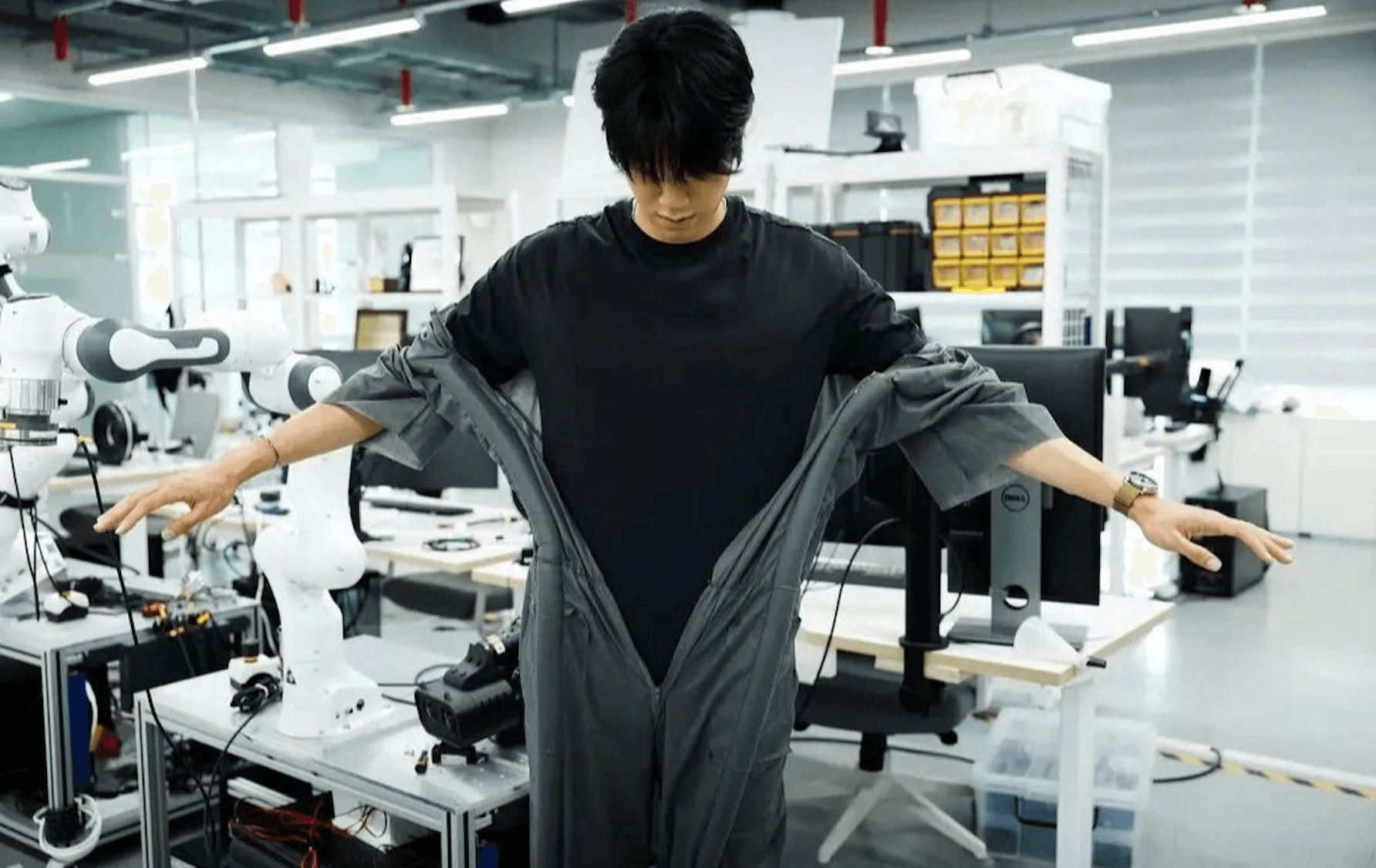 Stanford and KAIST researchers use robotics to dress people in 10 seconds