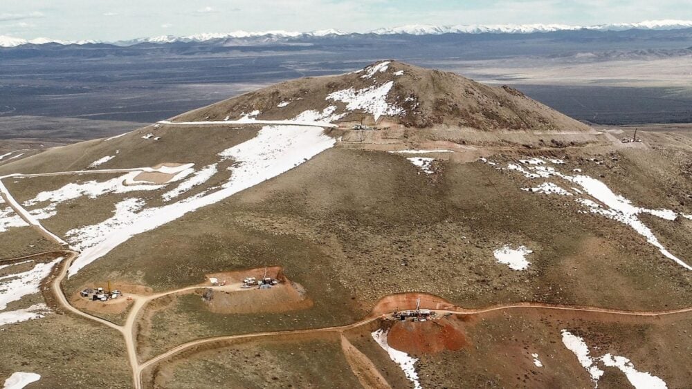 Barrick clears Nevada hurdle with USD$1.95B Newmont deal ahead of IPO