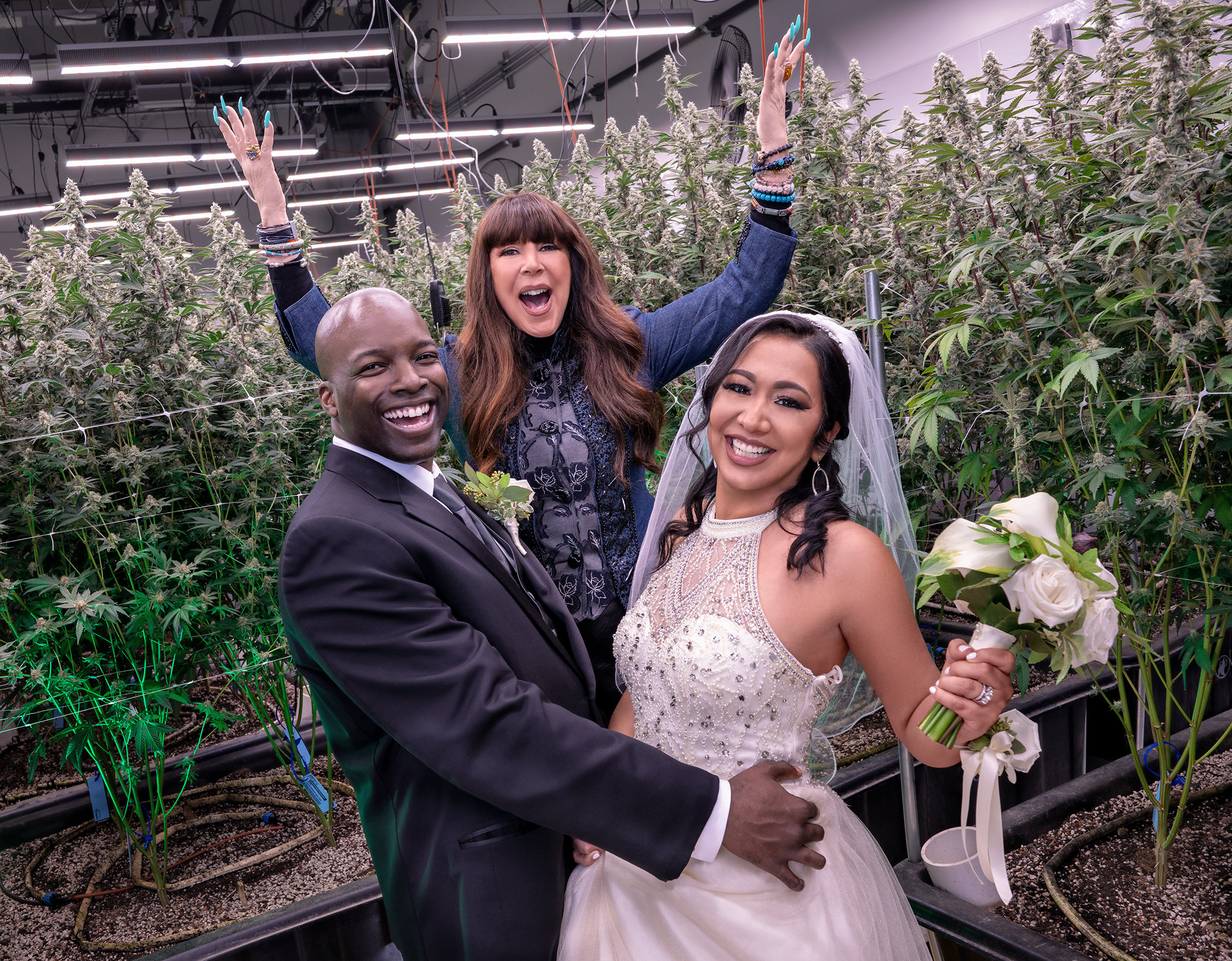 Las Vegas offers weed weddings